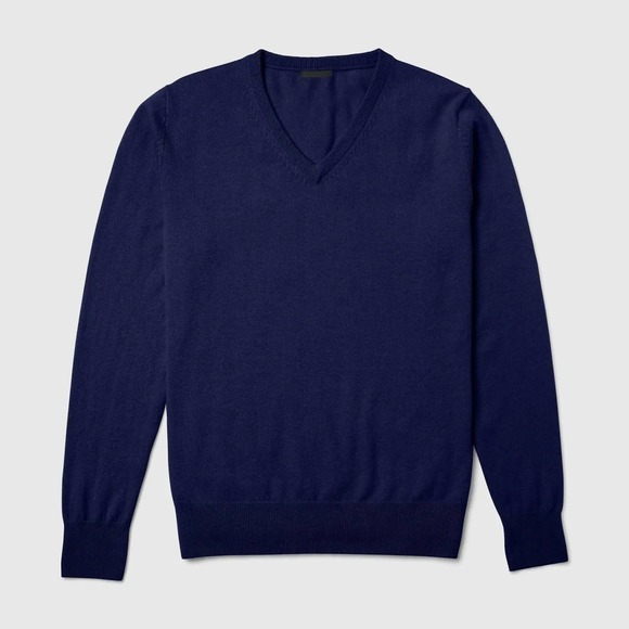 QUINCE Navy Mongolian Cashmere V-Neck Sweater Mens NWT Size Medium - Picture 4 of 11